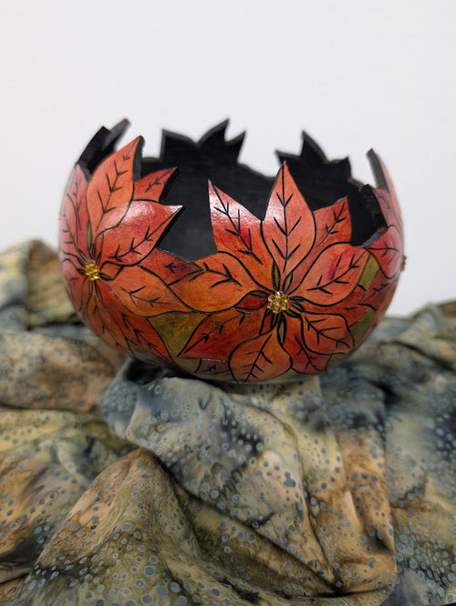 Gourd Bowl Poinsettia